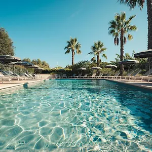 4* Hotel Der Valk Le Catalogne